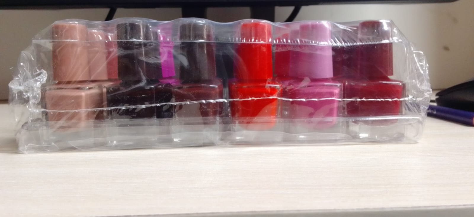 Best Nilpolis Multi Colur - https://www.upokar24.com