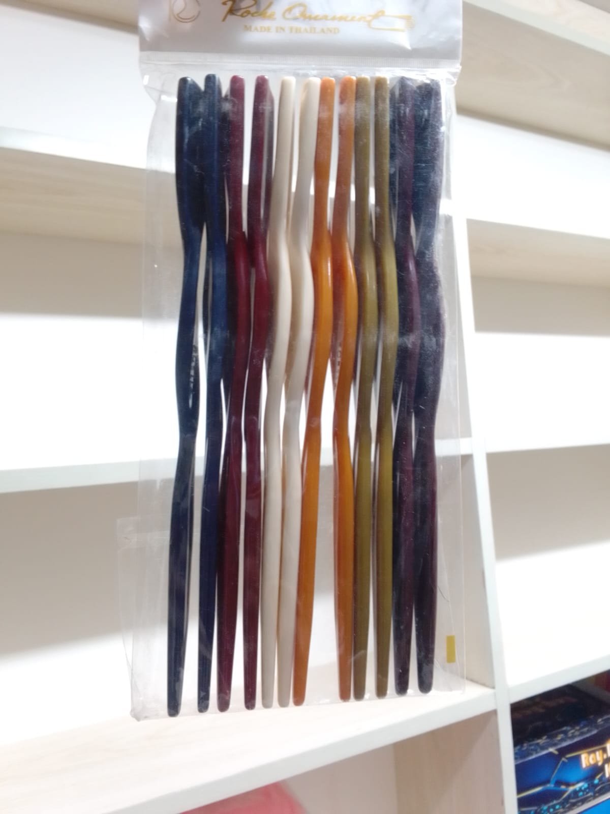 Hair stylist Kati  ( চুলের কাটি ) - https://www.upokar24.com