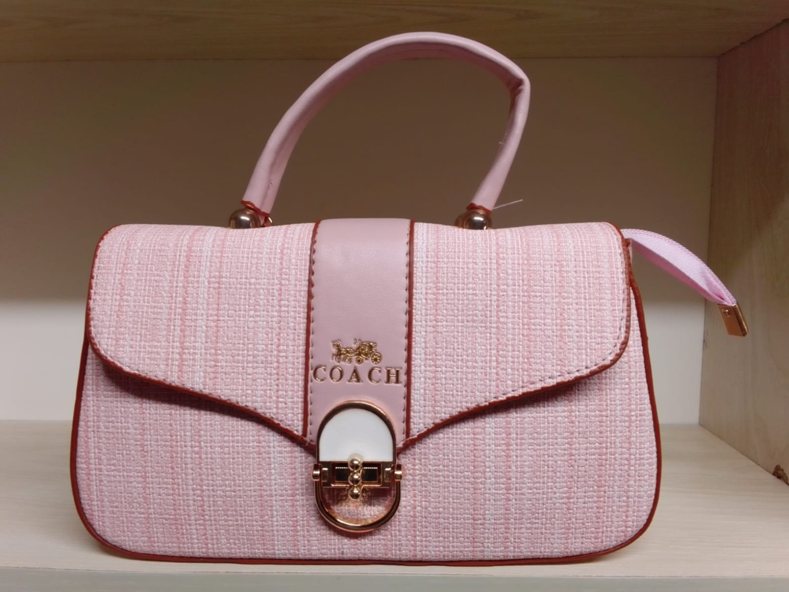 Stylish Hand  Bag for Women and Girls ( মহিলাদের হাতের ব্যাগ ) - https://www.upokar24.com